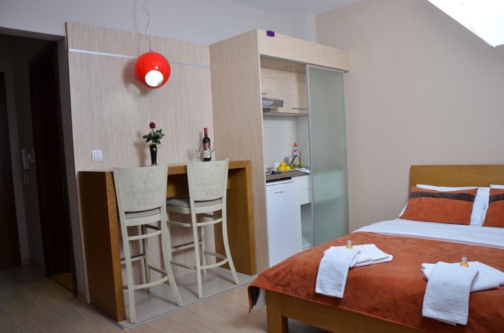 Apartments Villa Splendor Vrnjačka Banja Oda fotoğraf